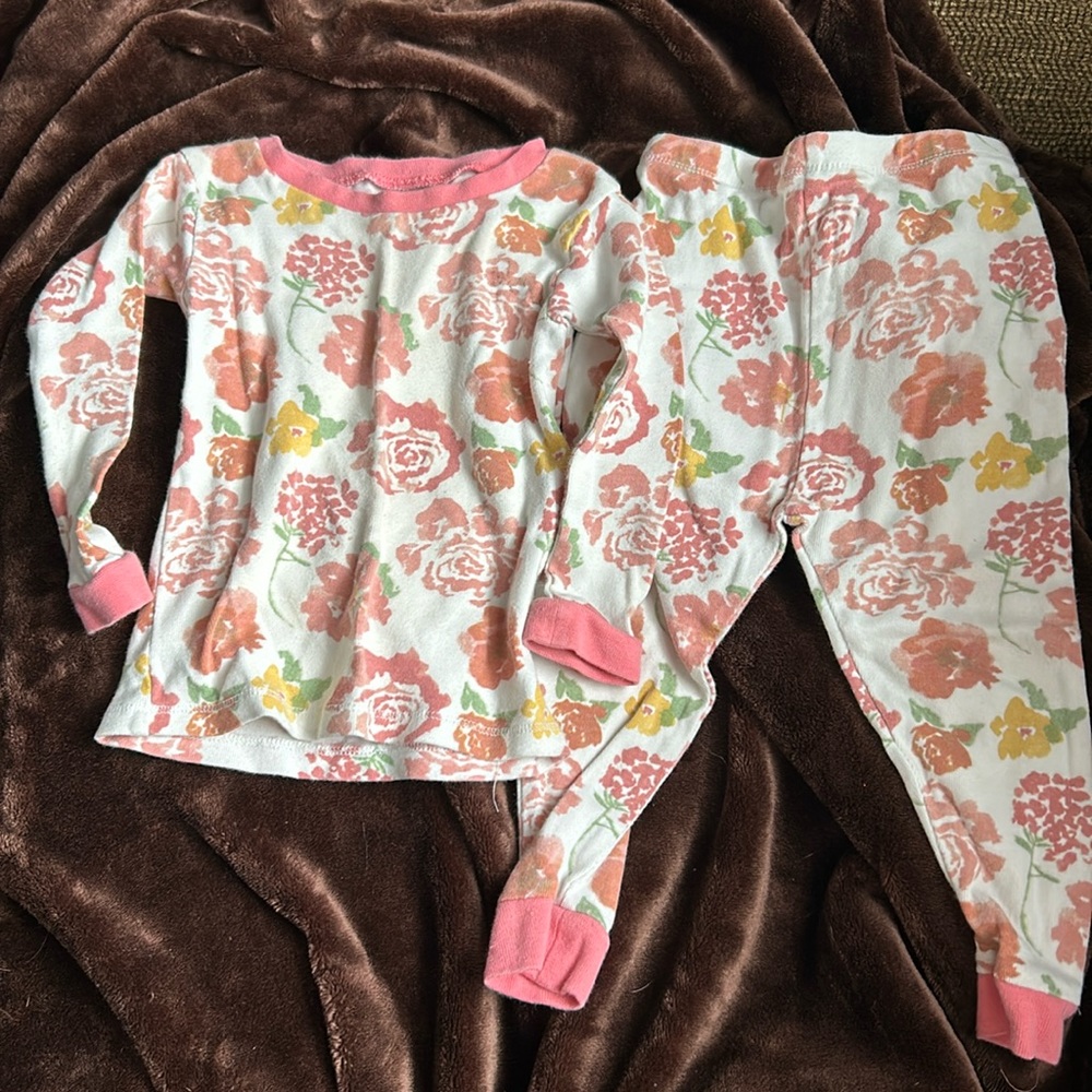 Burt's bees long sleeve toddler pj set- 18 month pink flowers